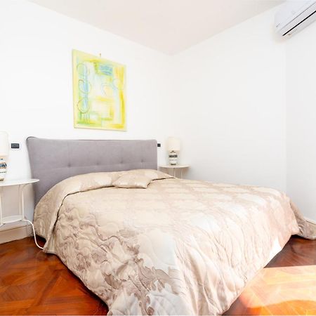 Perla Marina Sea View Apartment Catânia Exterior foto