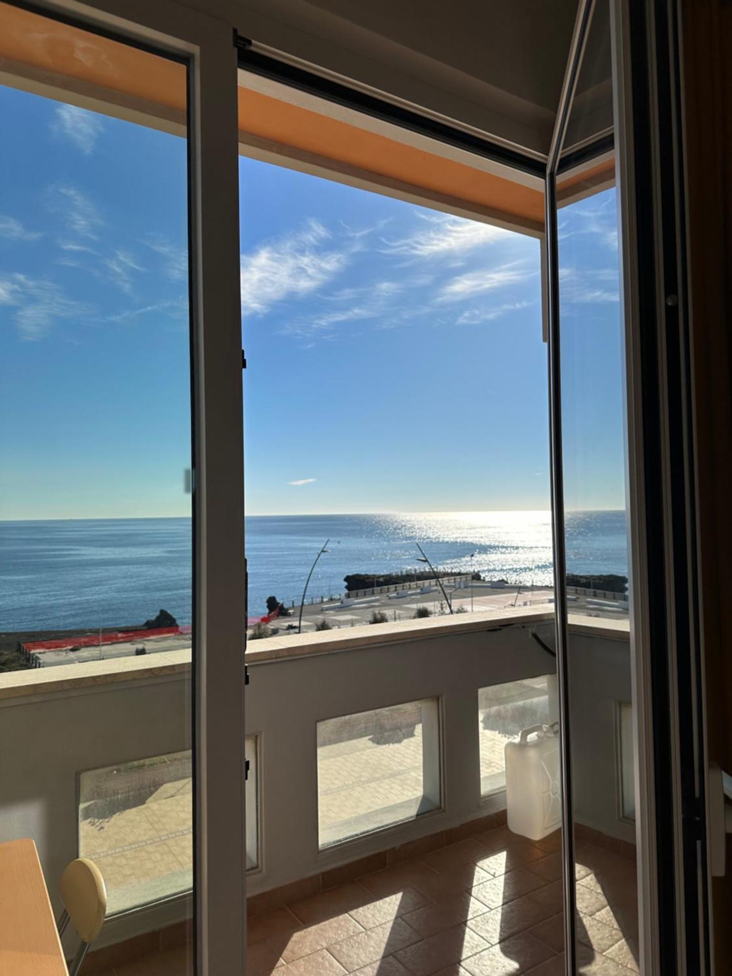 Perla Marina Sea View Apartment Catânia Exterior foto