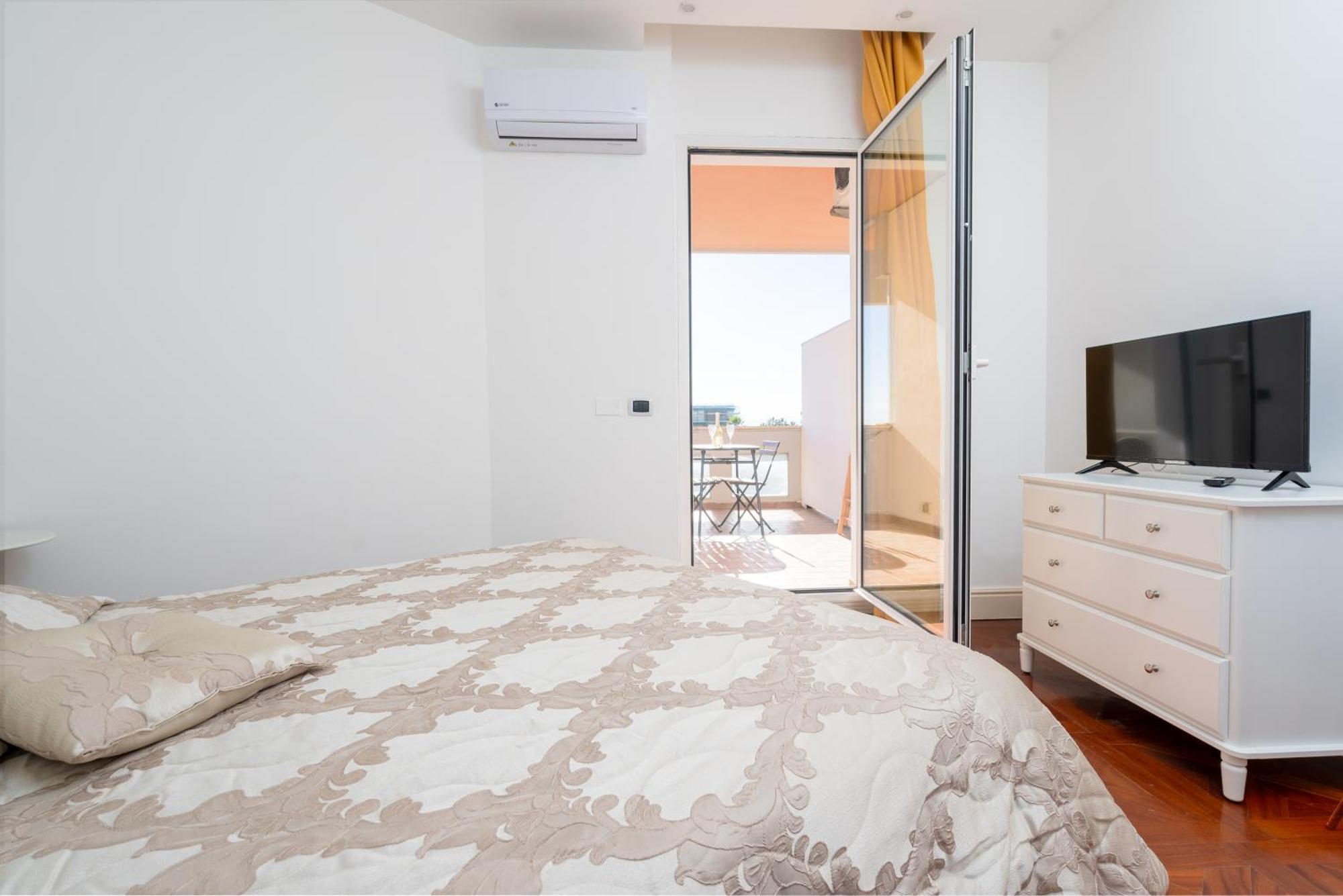 Perla Marina Sea View Apartment Catânia Exterior foto
