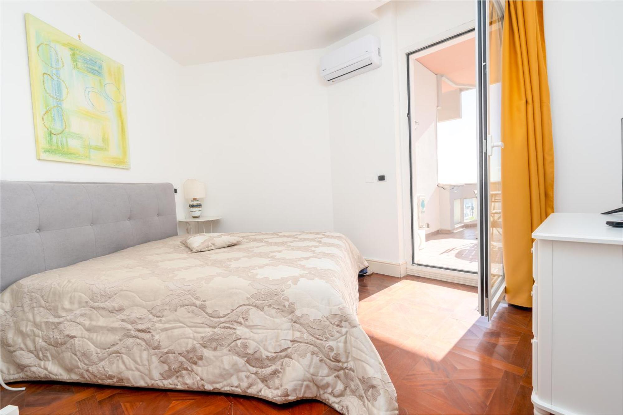 Perla Marina Sea View Apartment Catânia Exterior foto