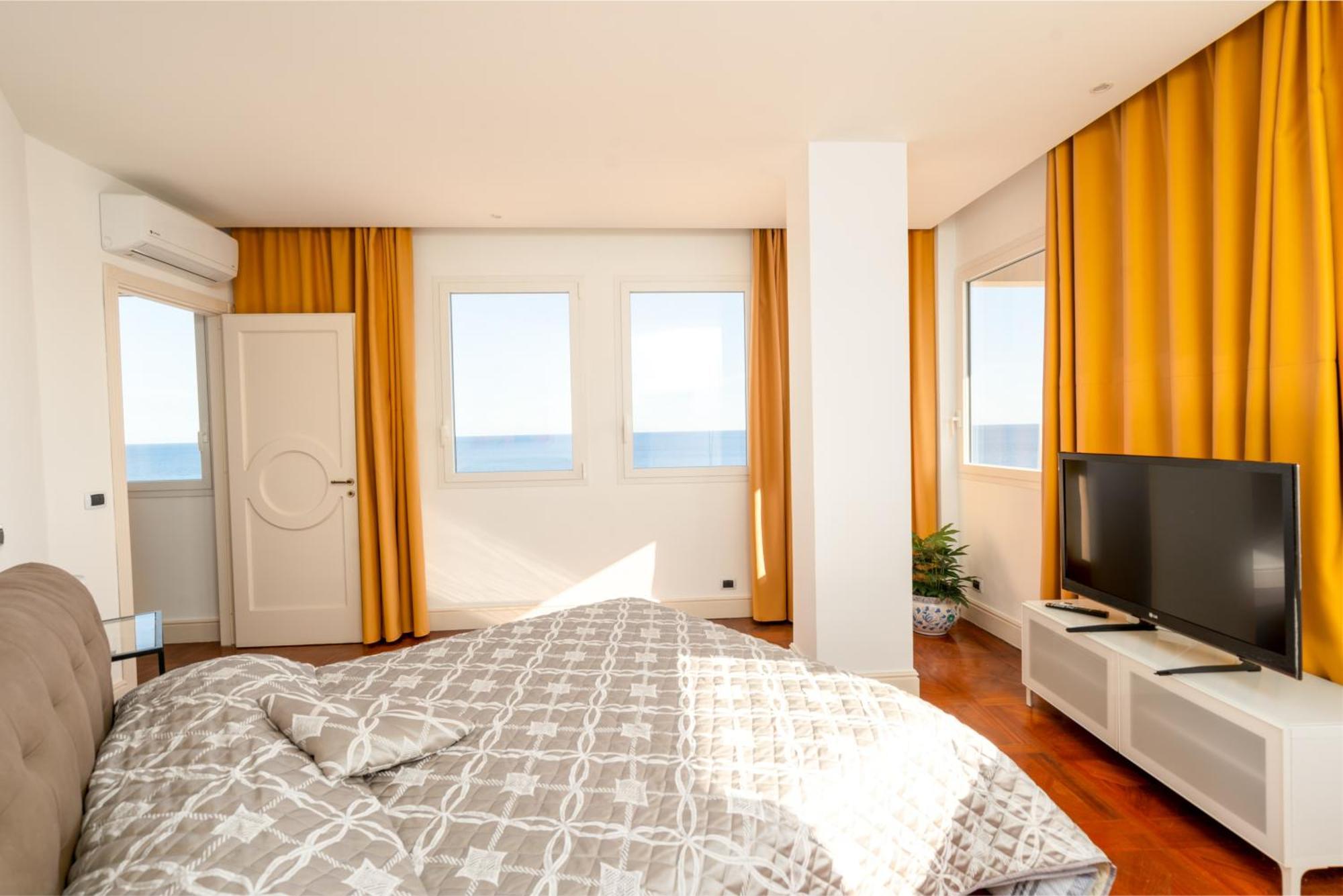 Perla Marina Sea View Apartment Catânia Exterior foto
