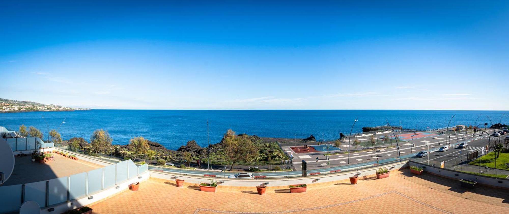 Perla Marina Sea View Apartment Catânia Exterior foto